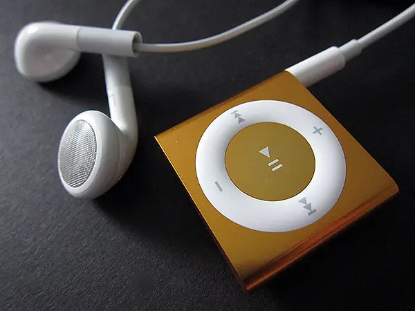 iPod Shuffle connected to MacBook - iPod shuffle and Mac Catalina - Apple Community