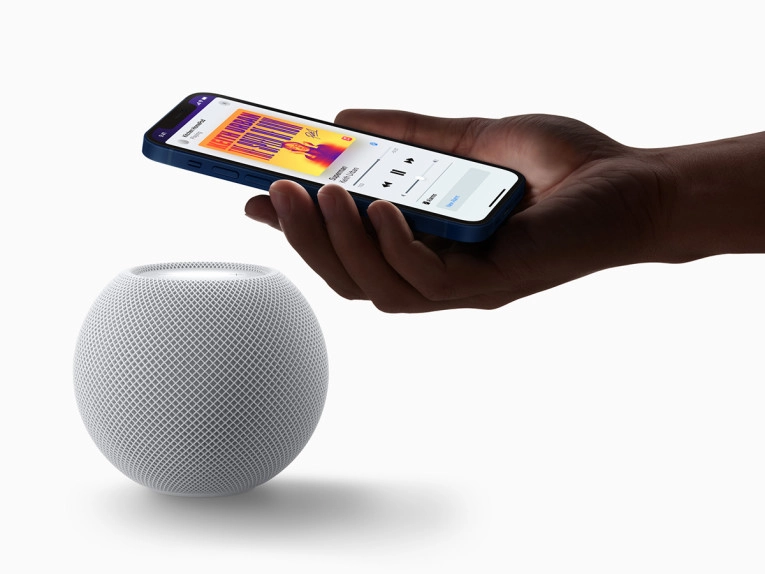 Apple HomePod in smart home - Apple Unveils HomePod mini Smart Speaker to Expand Its Smart Home ...