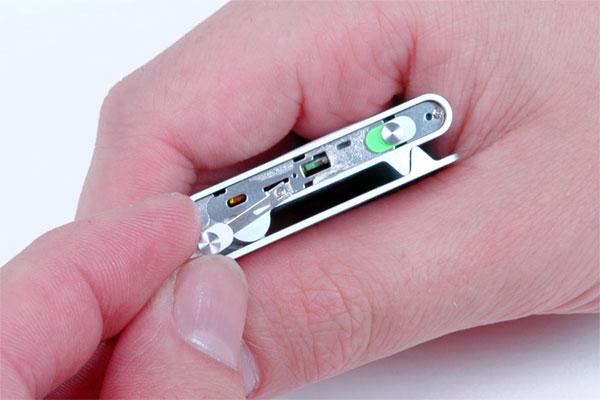disassembled iPod Shuffle - Exposing the guts of Apple's second-gen iPod shuffle | AppleInsider